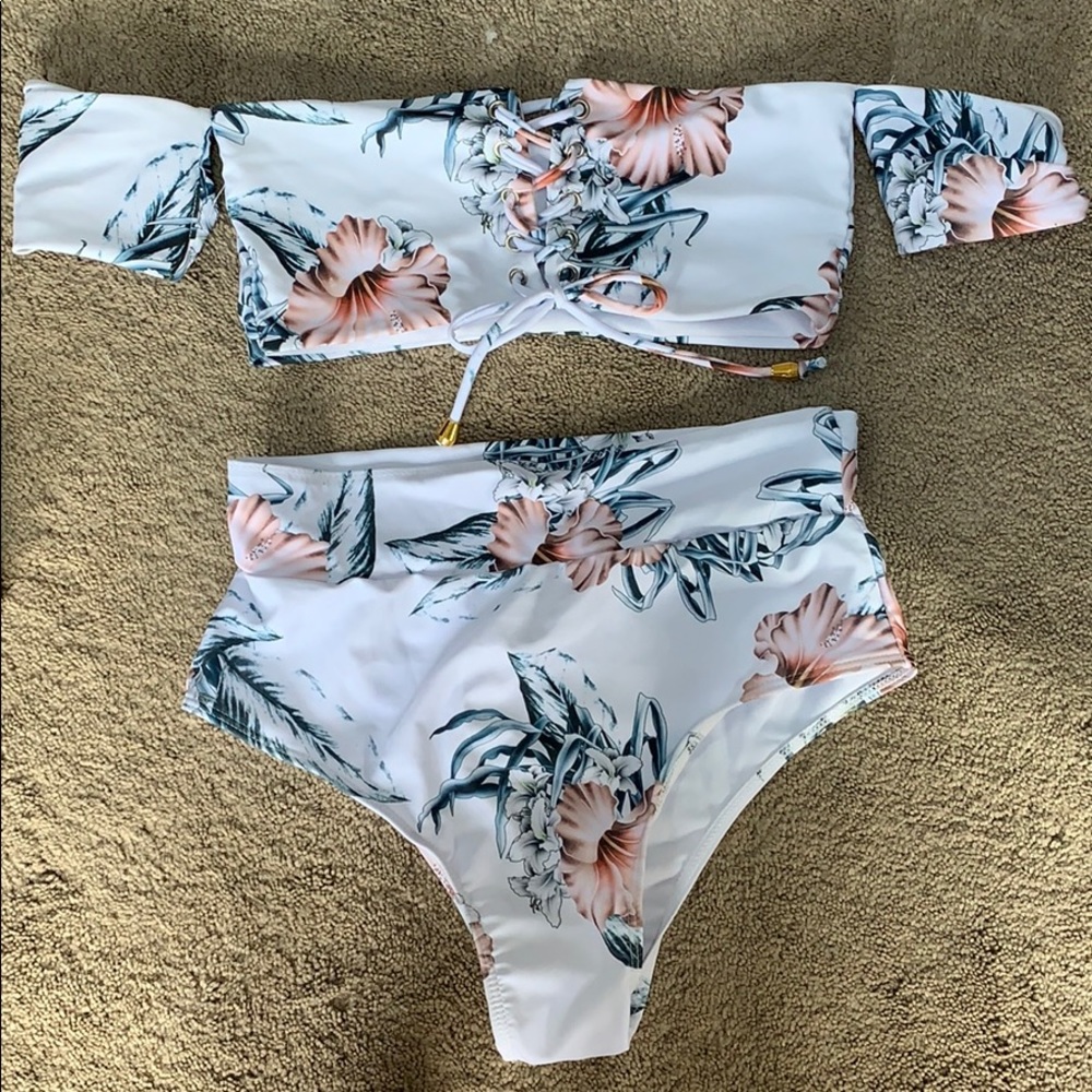 Shein brand 2 piece off shoulder bikini small